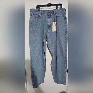 Levi's Skateboarding Super Baggy Jeans Simple Rinse Med Wash Size 36 X 34 NWT